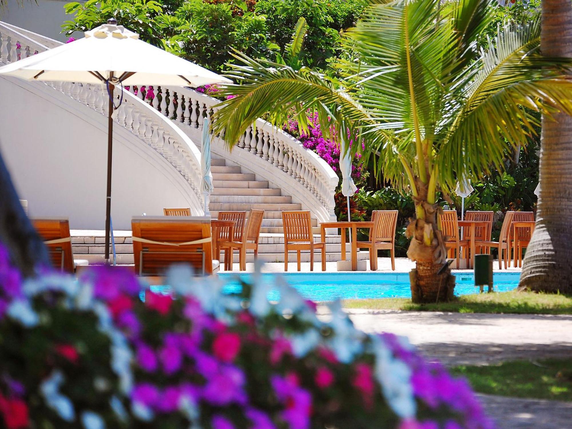 โรงแรม นิกโกะ อลิวิล่า โยมิตัน ภายนอก รูปภาพ The swimming pool at the hotel