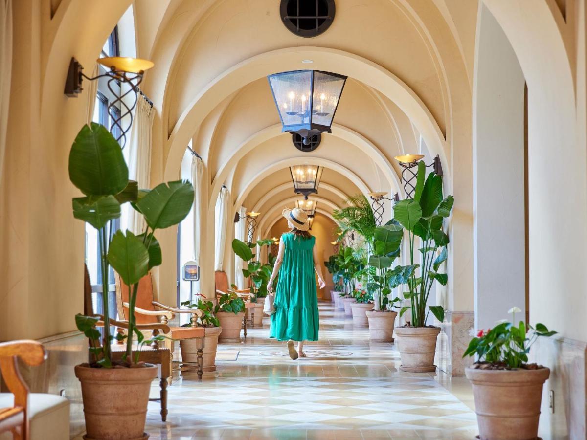 โรงแรม นิกโกะ อลิวิล่า โยมิตัน ภายนอก รูปภาพ The interior of the hotel